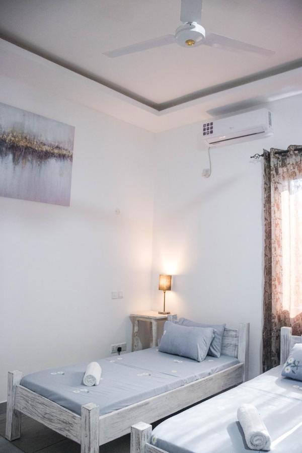 4 U Luxury Bungalows Diani Diani Beach Exterior foto