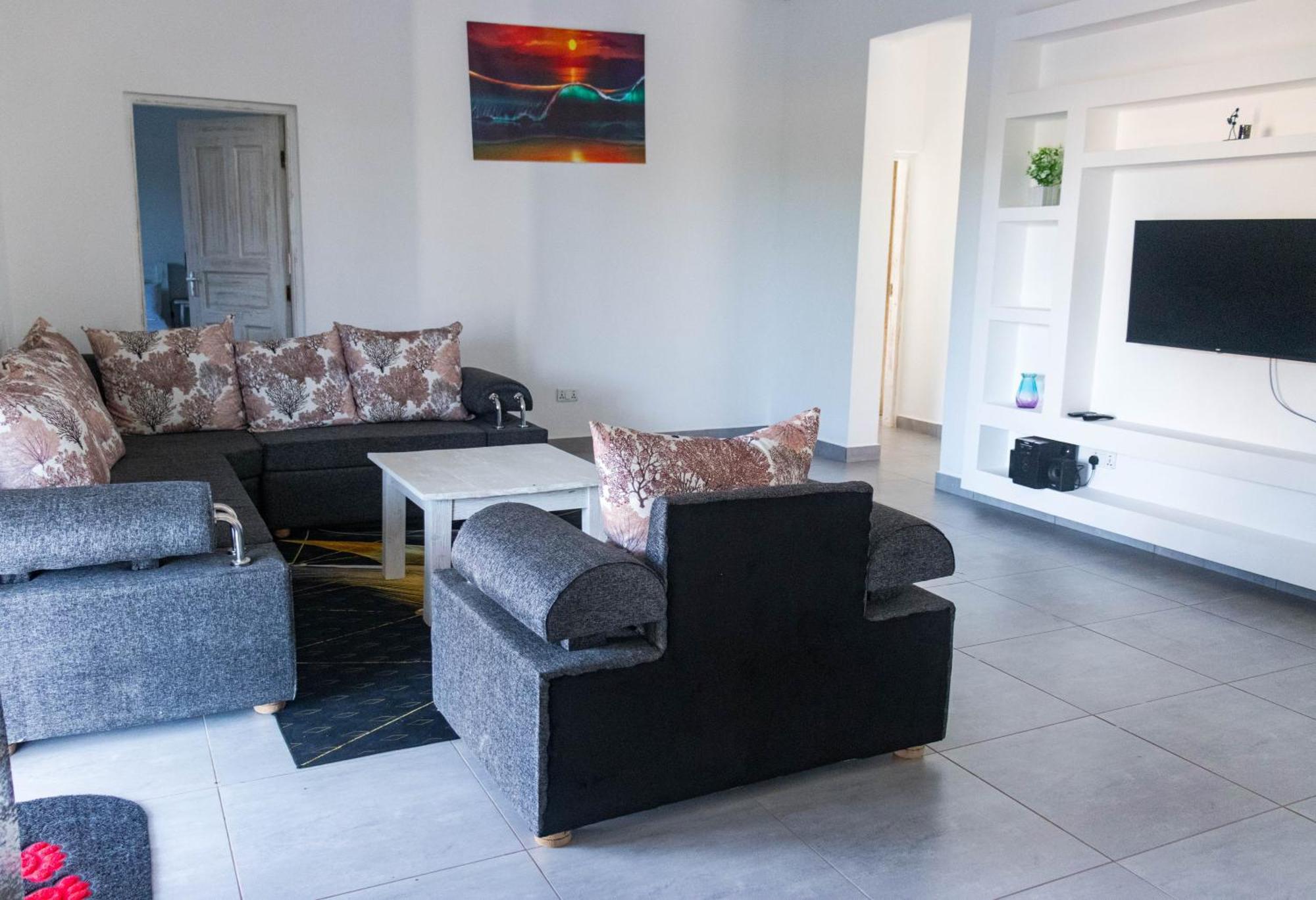 4 U Luxury Bungalows Diani Diani Beach Exterior foto