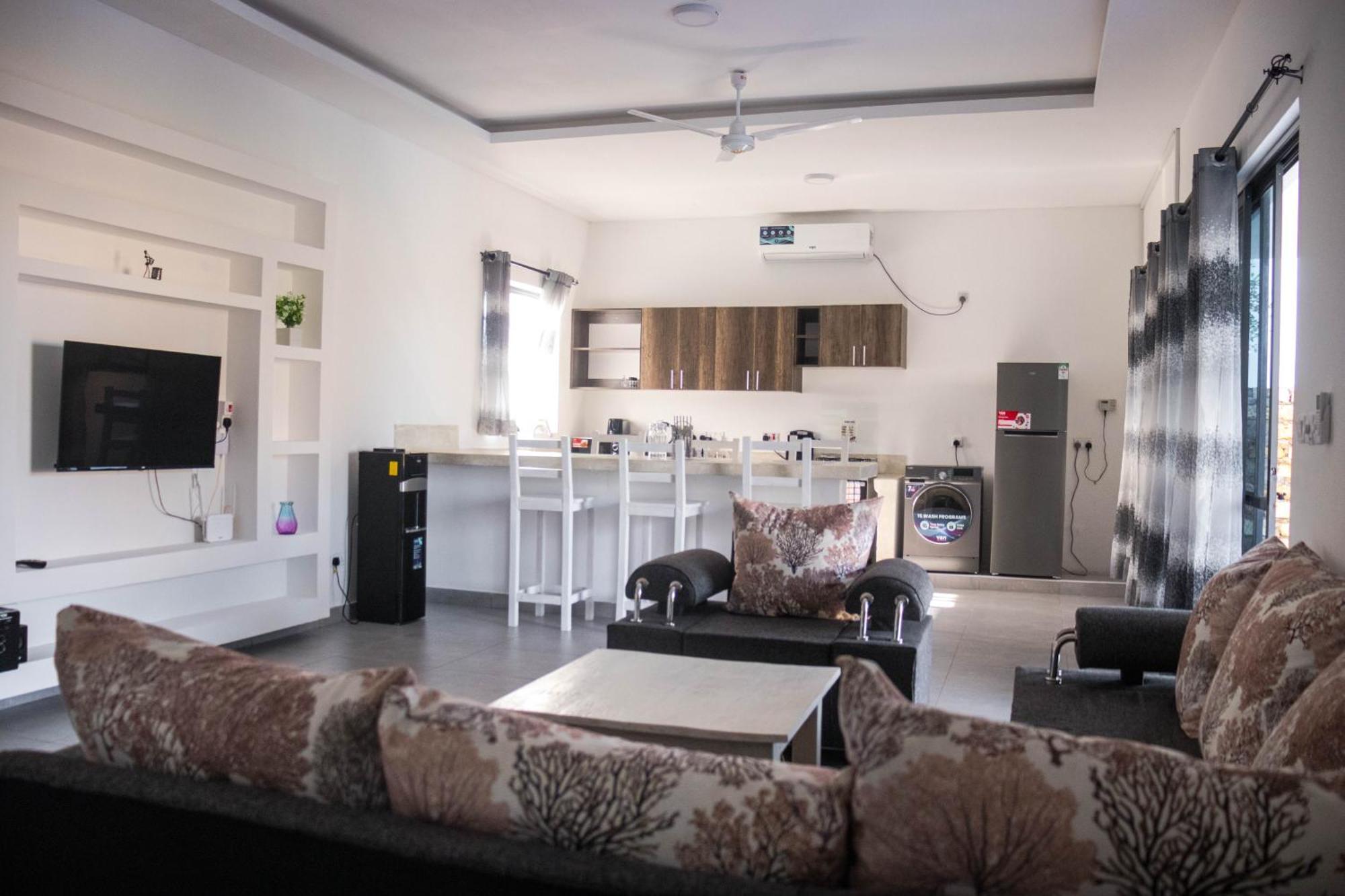4 U Luxury Bungalows Diani Diani Beach Exterior foto